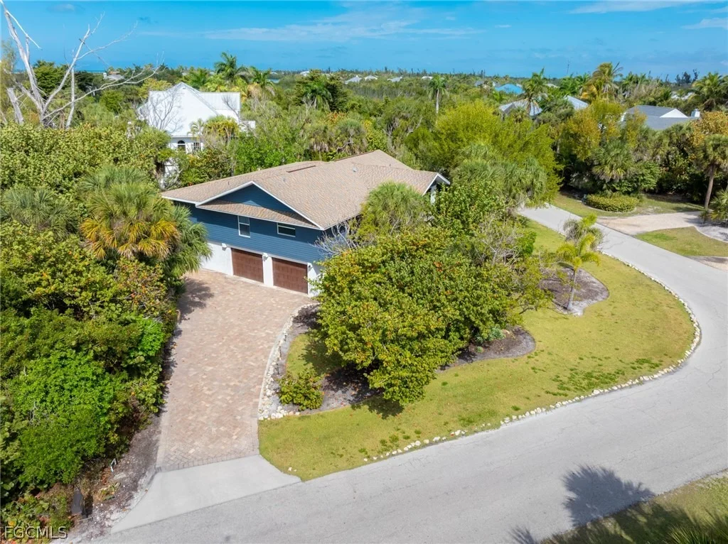 Photo of 1813 Long Point Lane