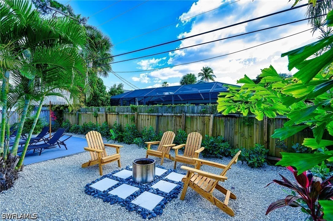 Photo of 810 103rd Avenue N