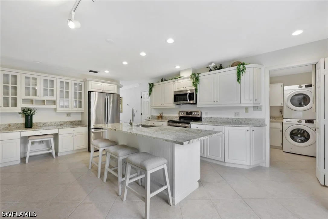 Photo of 601 97th Avenue N