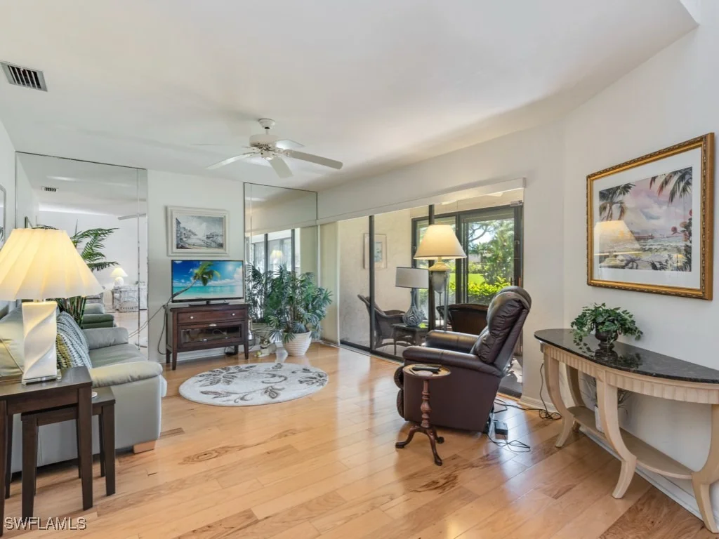 Photo of Unit 3 at 602 Augusta Boulevard