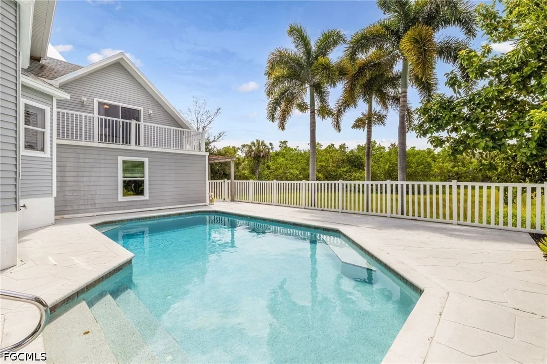 Photo of 1495 Gordon River Lane