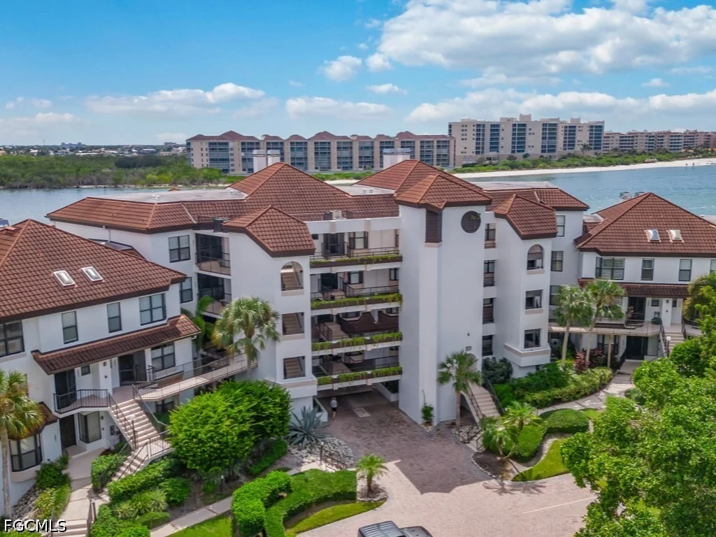 Photo of Unit 232 at 232 La Peninsula Boulevard