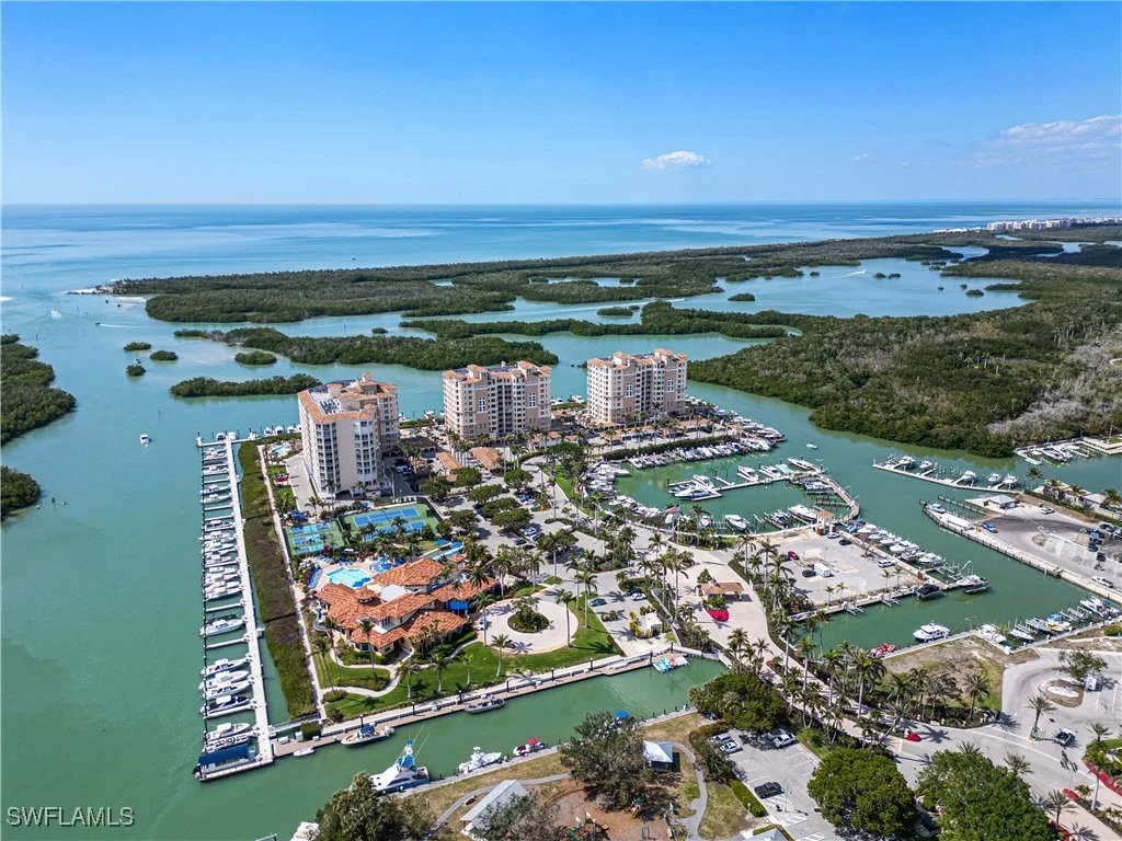Photo of Unit B702 at 435 Dockside Drive
