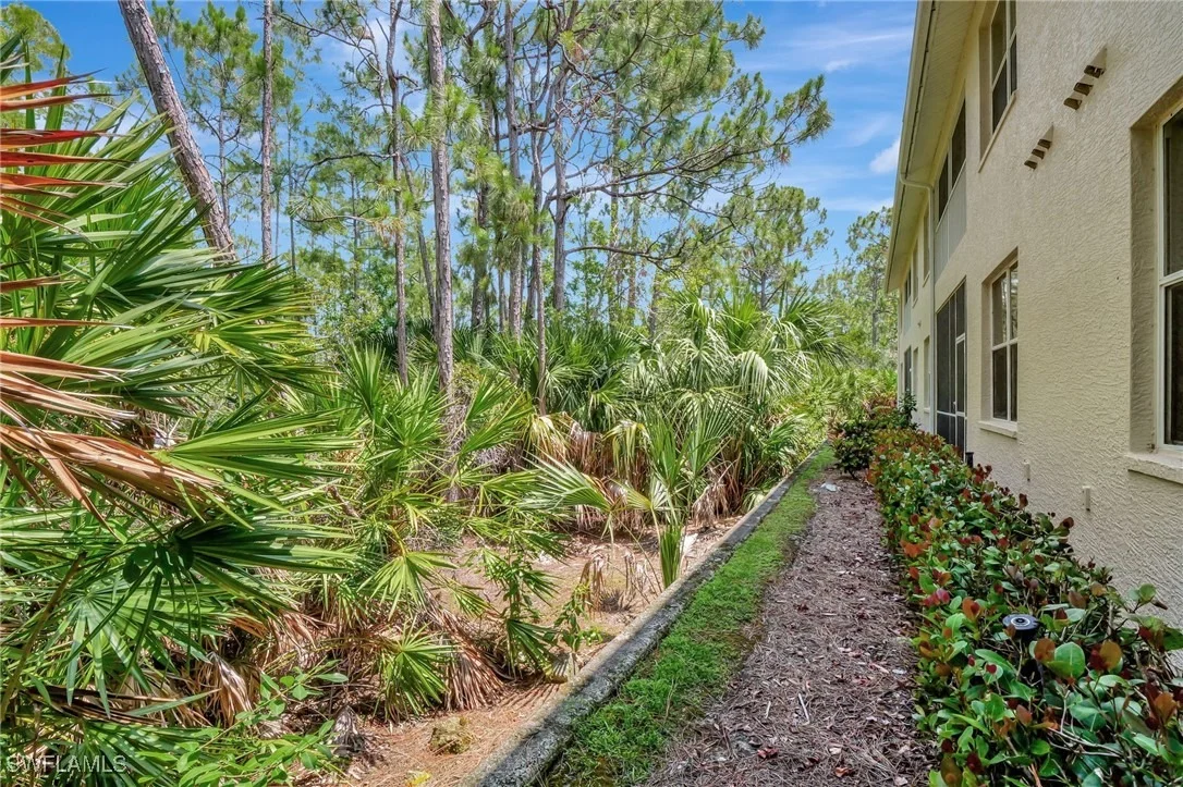 Photo of Unit 101 at 857 Carrick Bend Circle