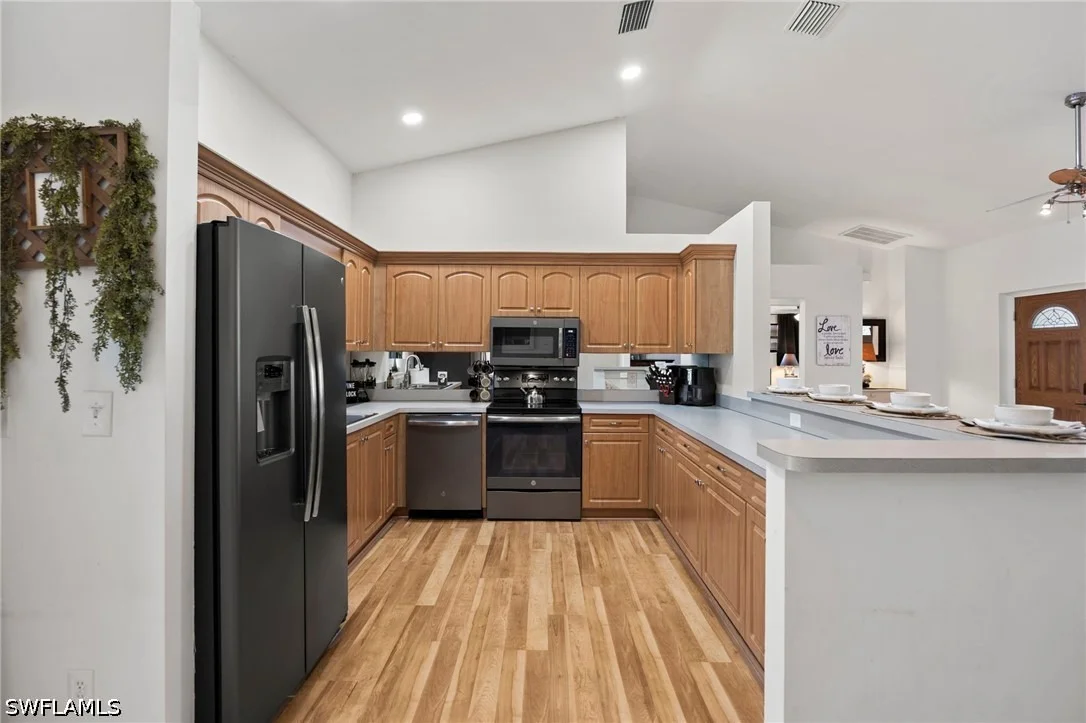 Photo of 98 Chardon Place
