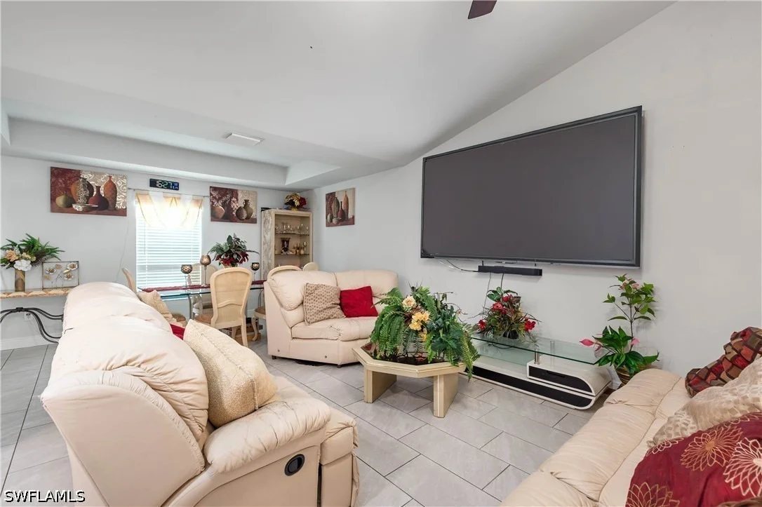 Photo of 2618 Helen Circle