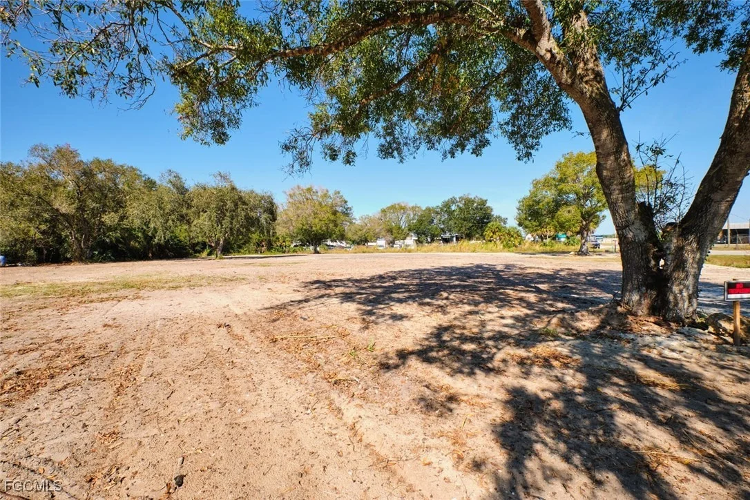 Photo of 400 S Industrial Loop