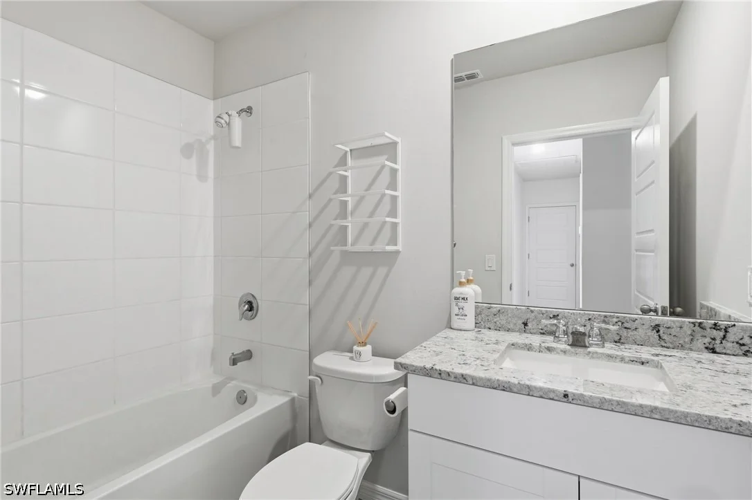 Photo of 44197 Frontier Drive