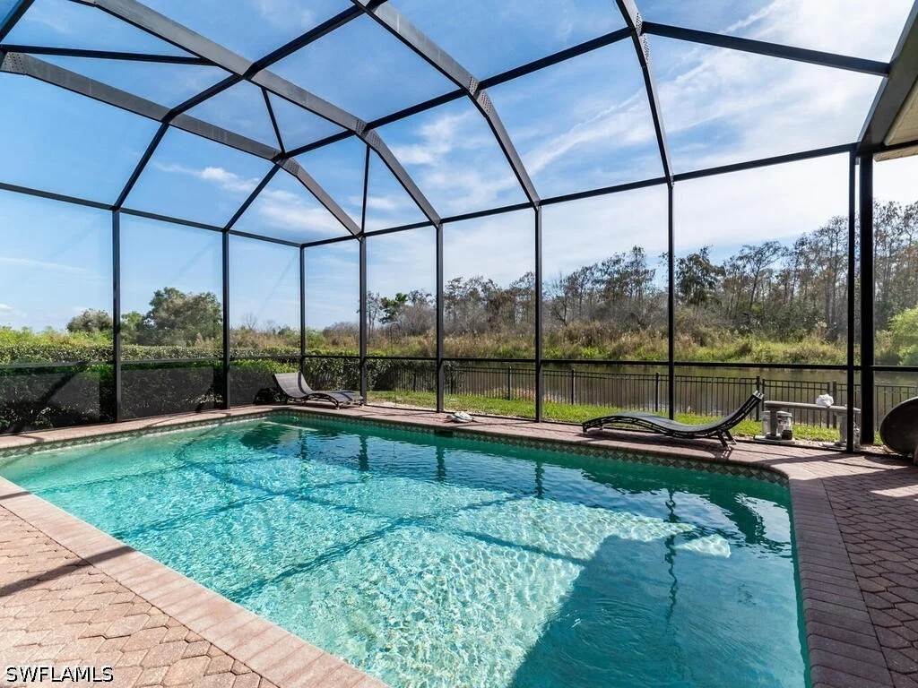 Photo of 18421 Royal Hammock Boulevard