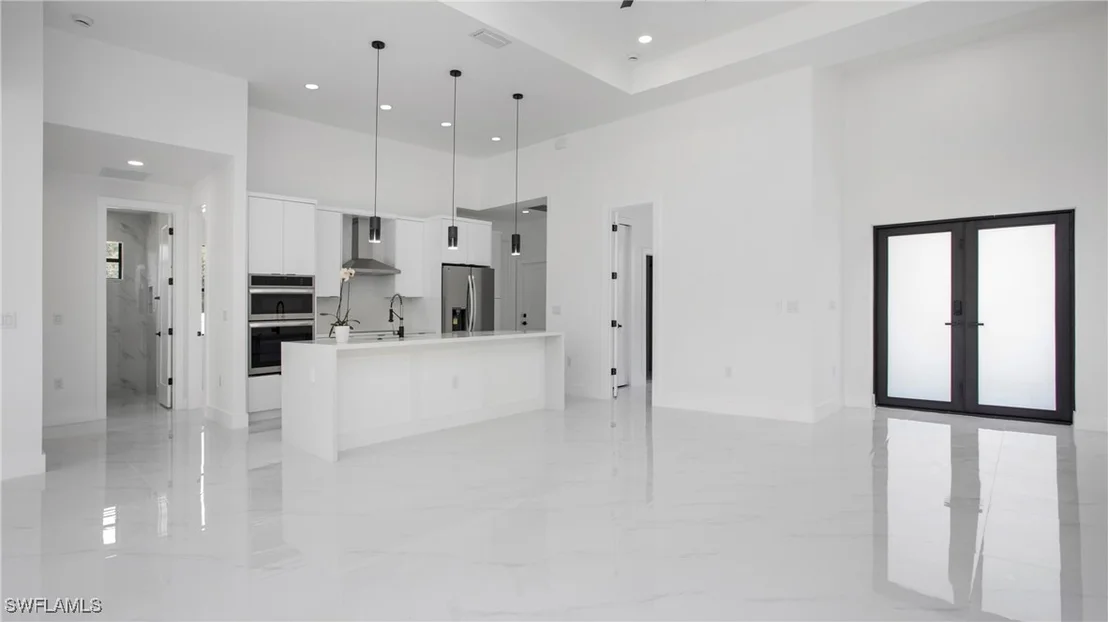Photo of 1809 Monroe Avenue