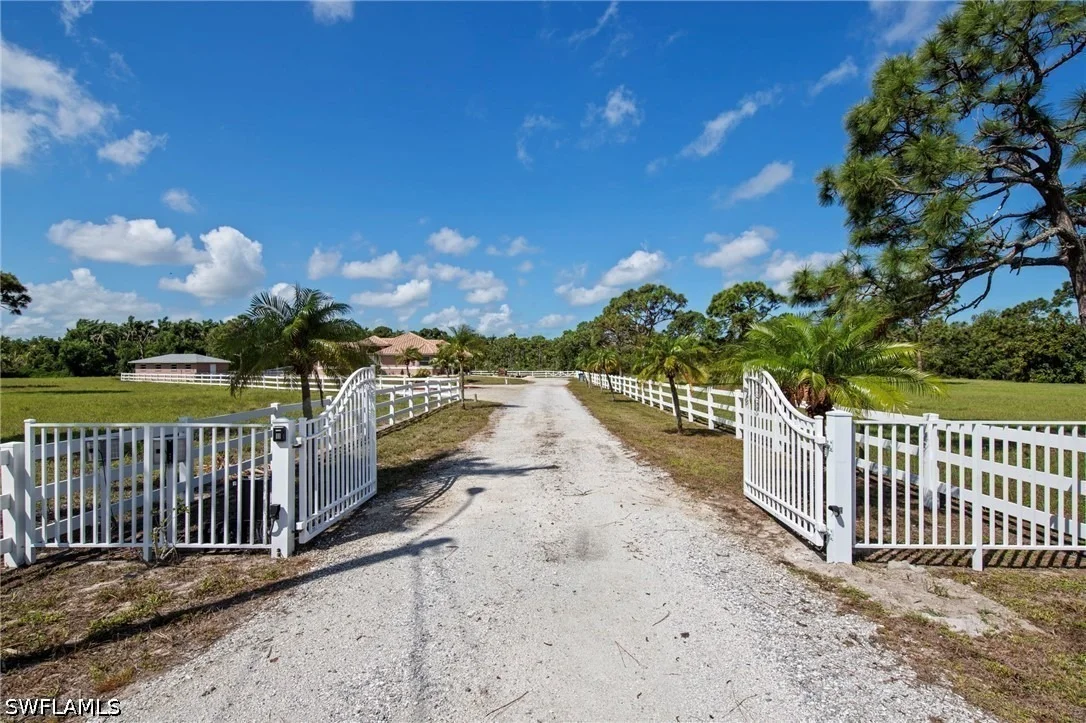 Photo of 13541 Stringfellow Road