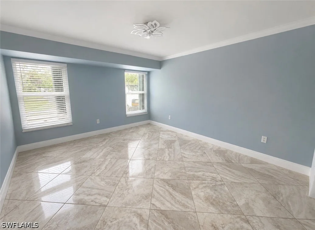 Photo of 565 6th Street SE
