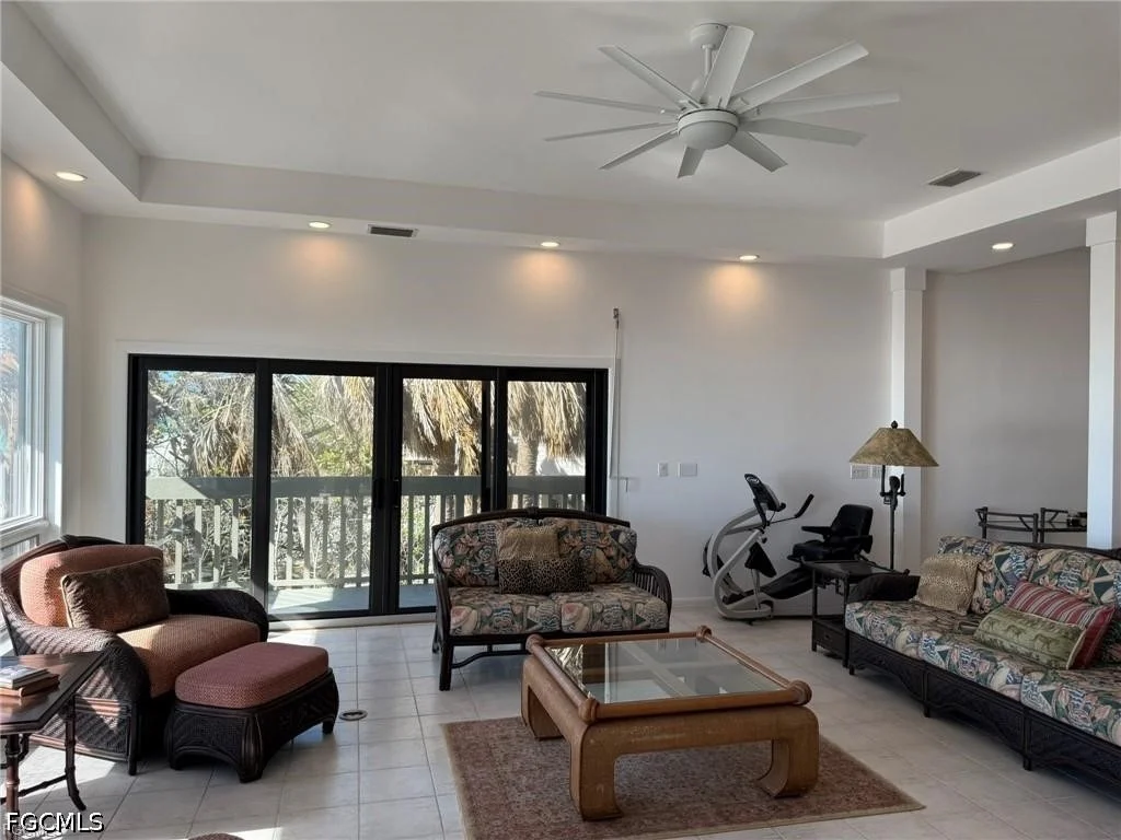 Photo of 484 Gulf Bend Drive