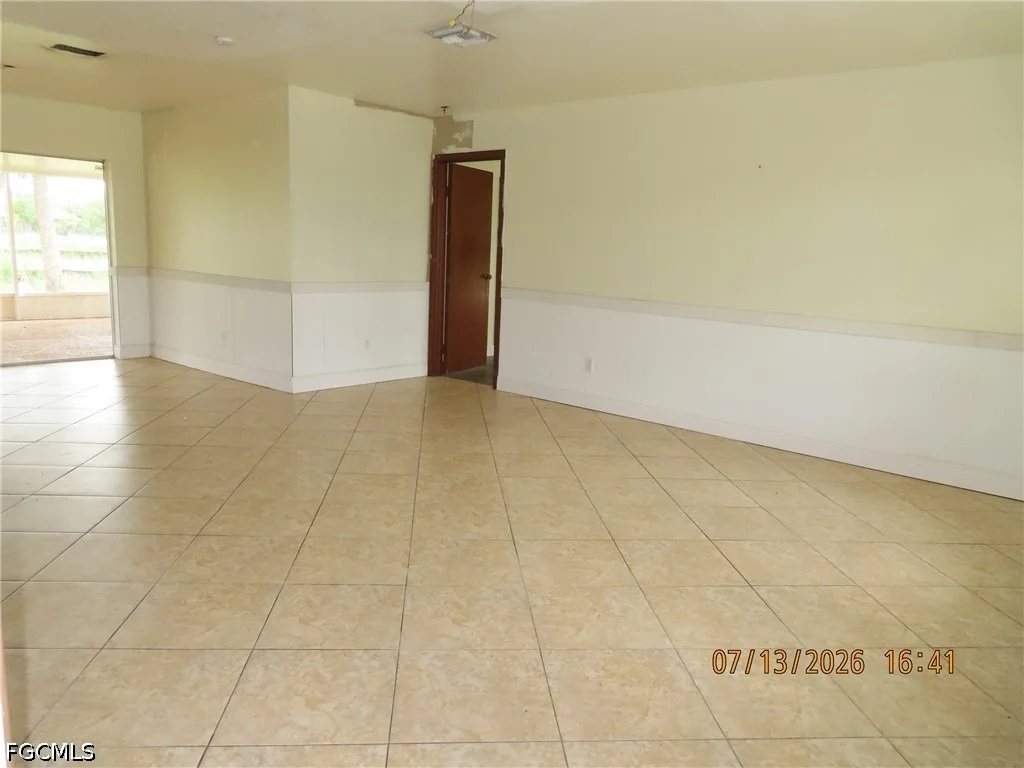 Photo of 602 Harrison Drive