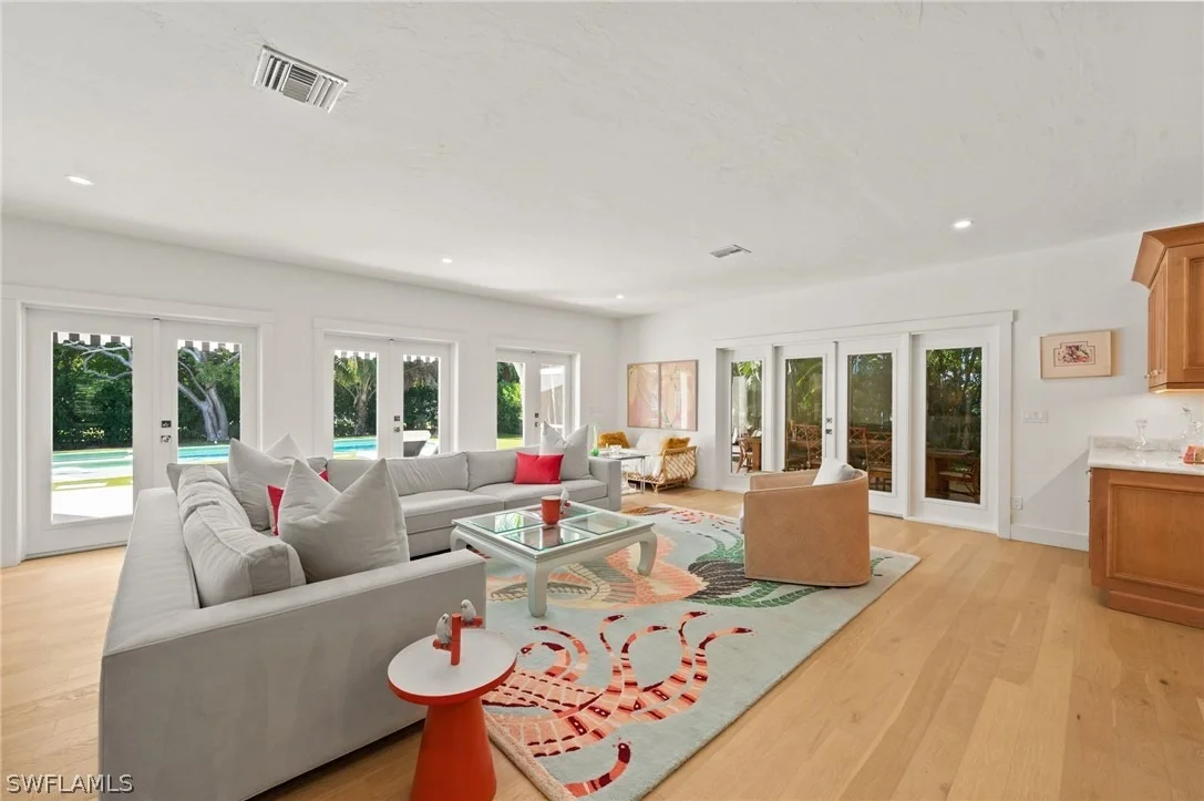 Photo of 1949 ALAMANDA Drive