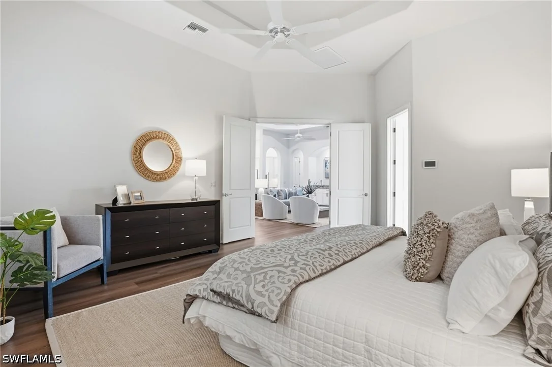 Photo of 5717 Hammock Isles Drive