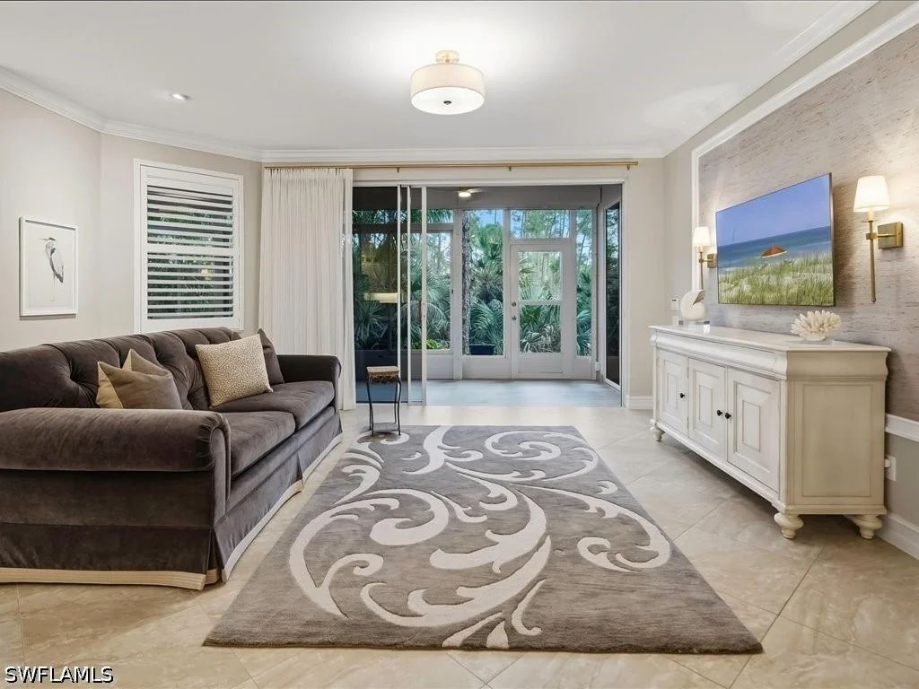 Photo of Unit 101 at 905 Carrick Bend Circle