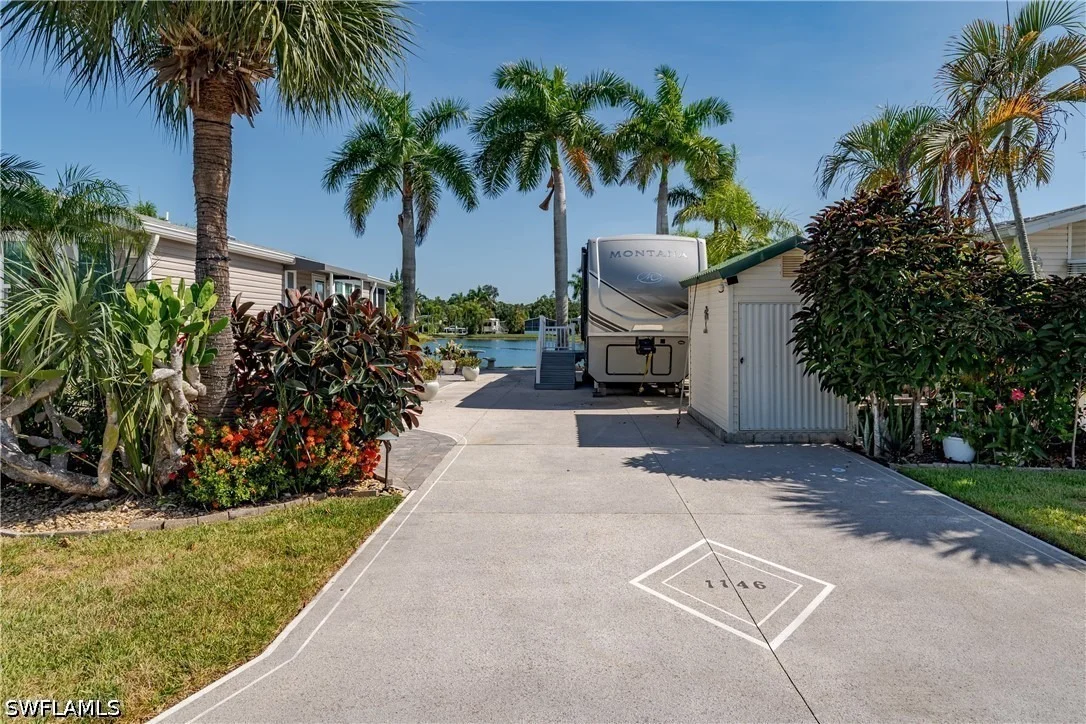 Photo of 1146 Silver Lakes Boulevard