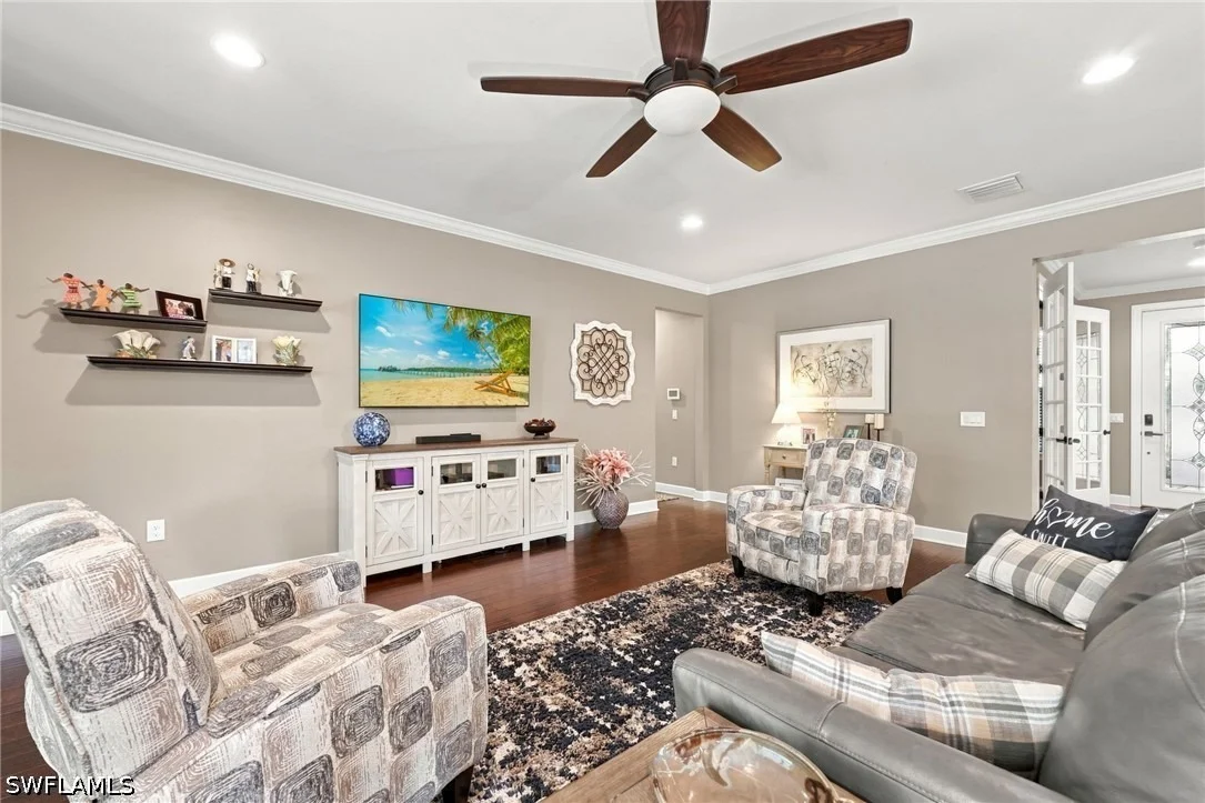 Photo of 7230 Live Oak Drive