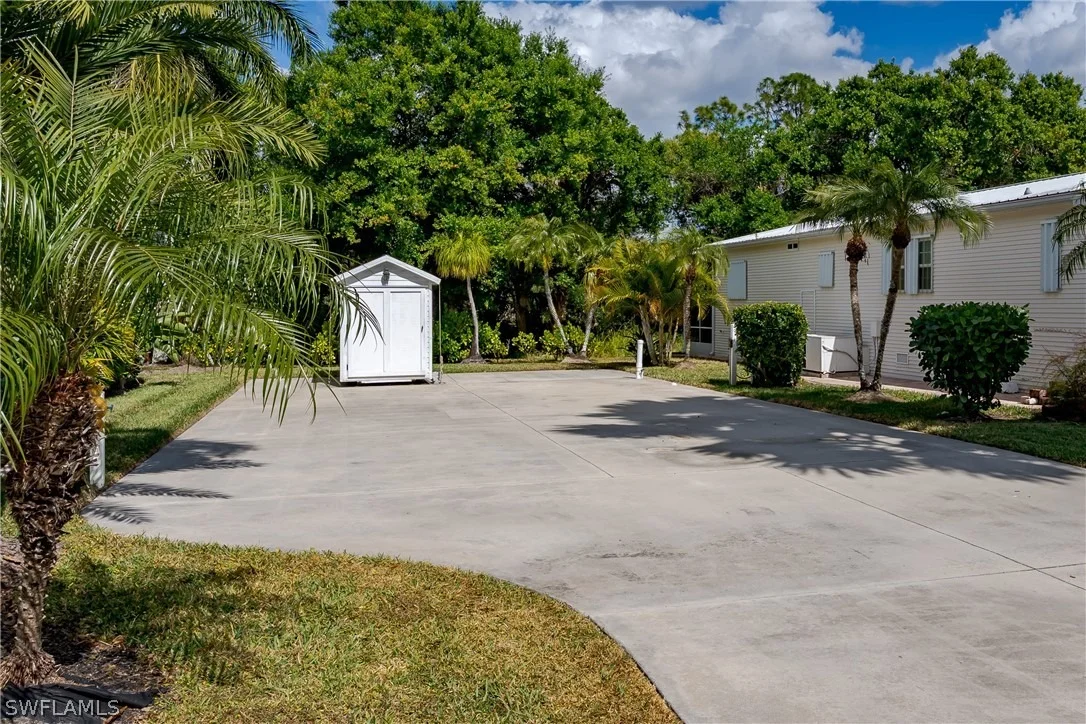 Photo of 1076 Diamond Lake Circle