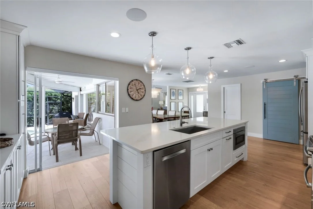 Photo of 641 Hernando Drive