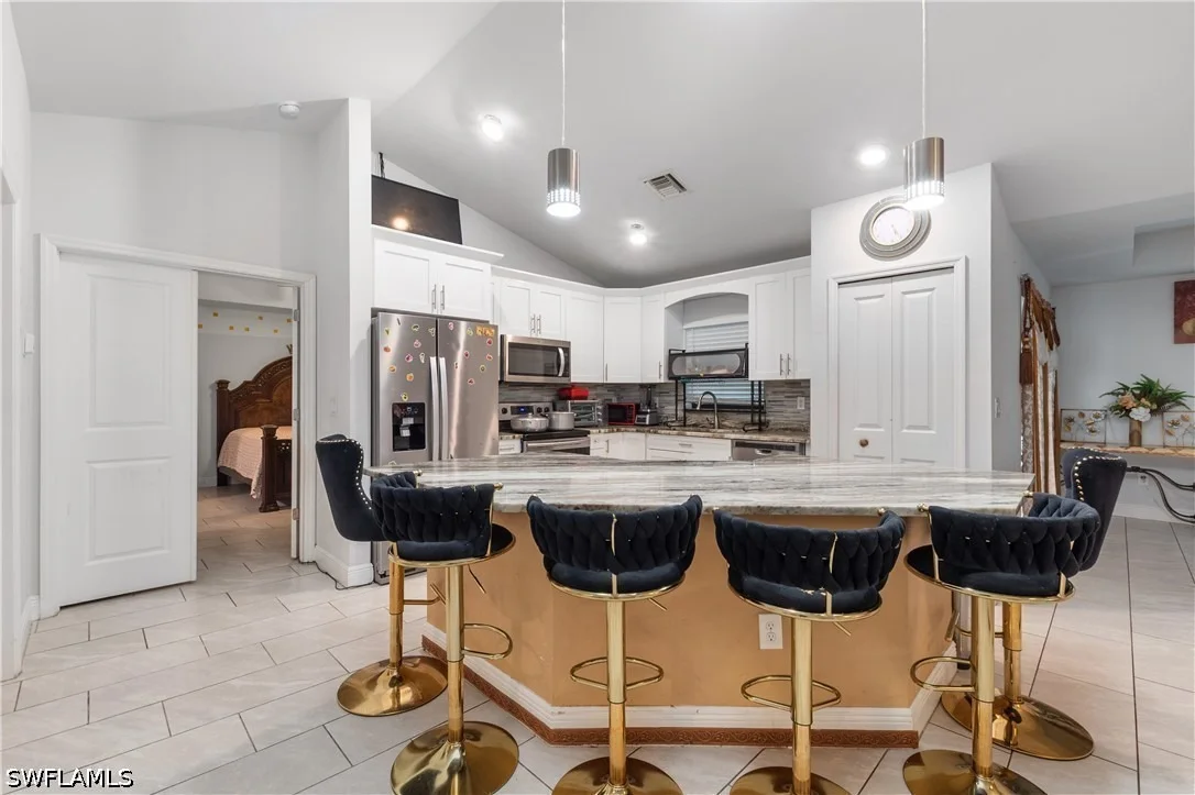 Photo of 2618 Helen Circle