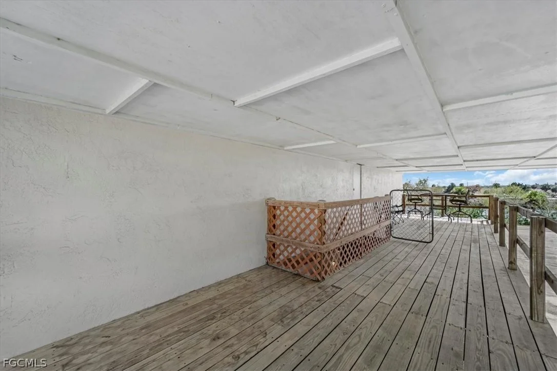 Photo of 1079 Lock Lane