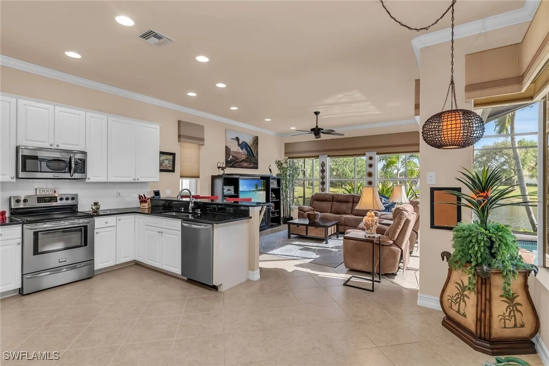 Photo of 6806 Bent Grass Drive