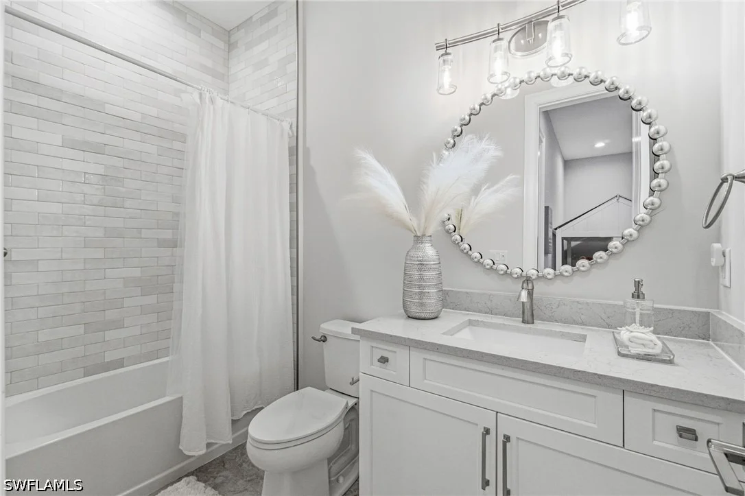 Photo of 5737 Hidden Oaks Lane