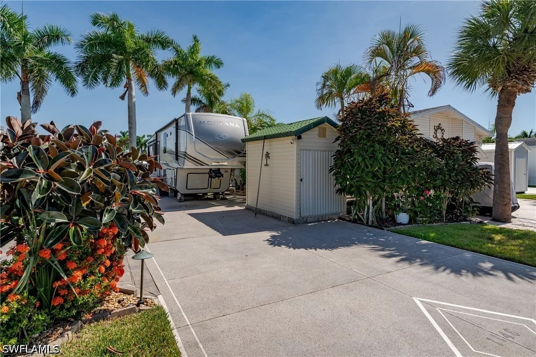Photo of 1146 Silver Lakes Boulevard