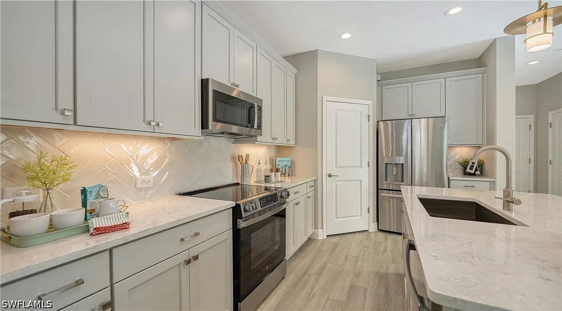 Photo of Unit 0105 at 5129 Draco Circle