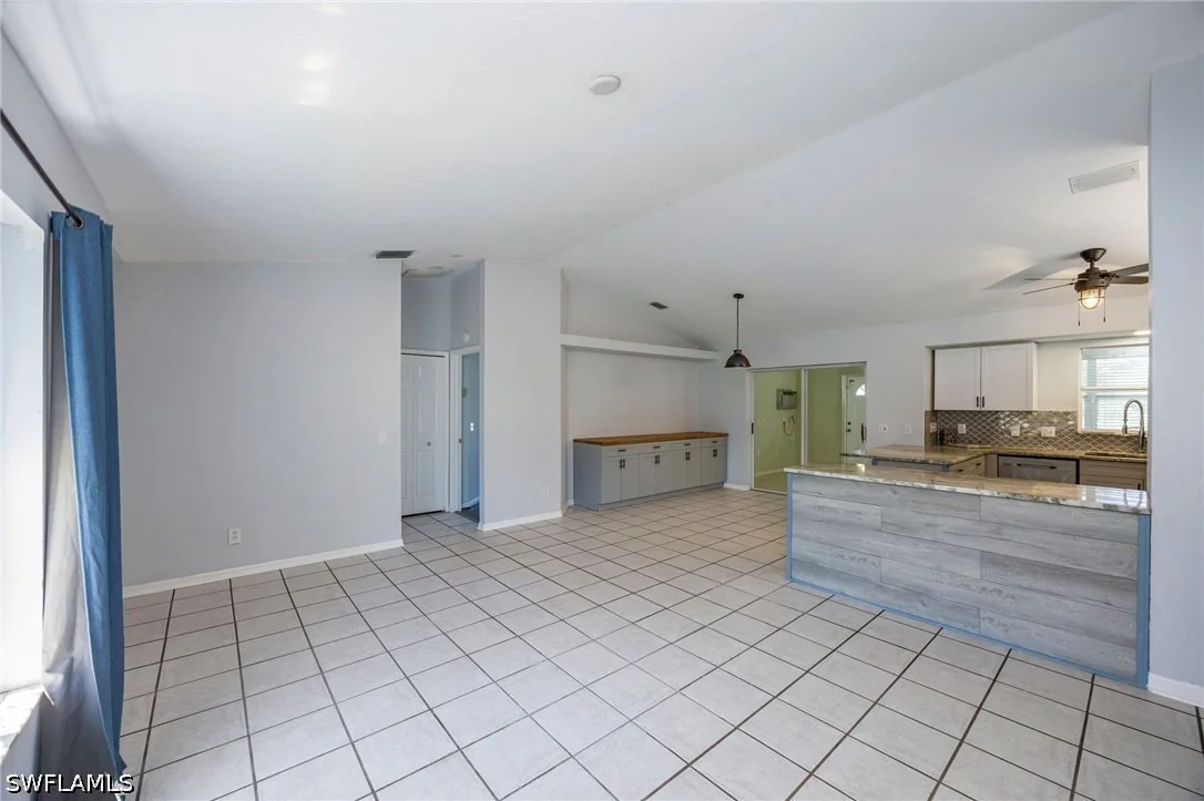 Photo of 841 8th Street SE