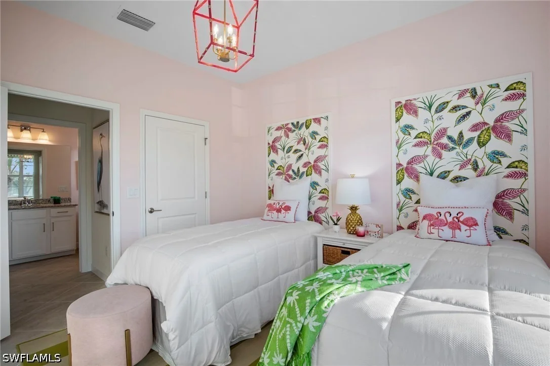 Photo of 3103 E Windsor Drive