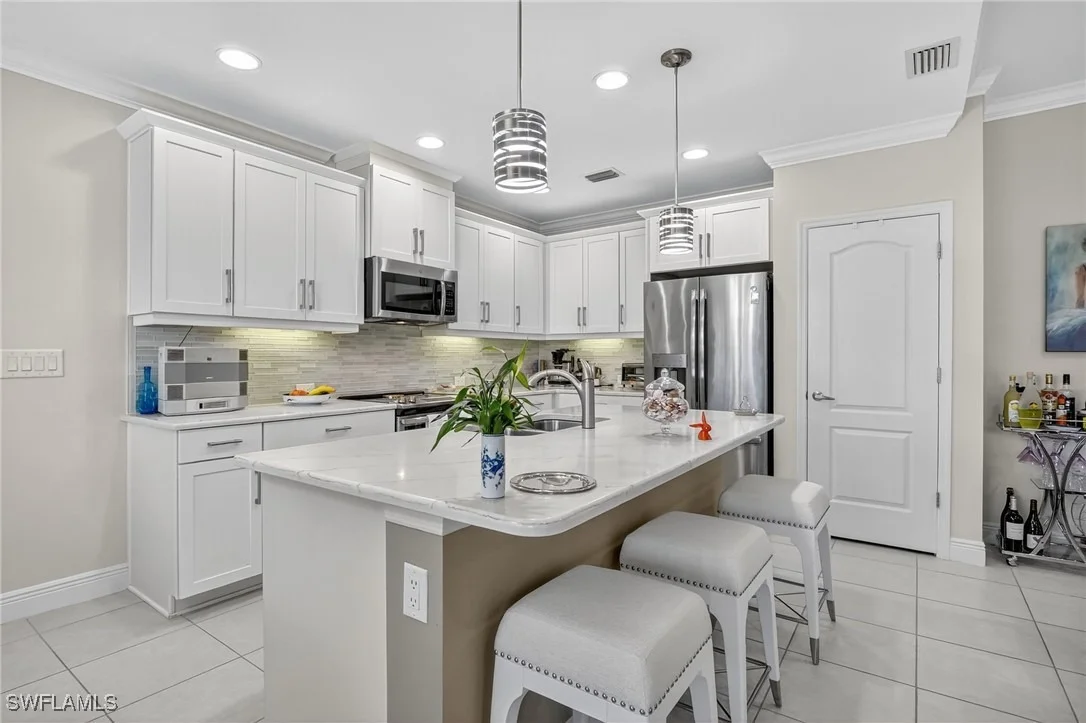 Photo of Unit 803 at 6960 Avalon Circle