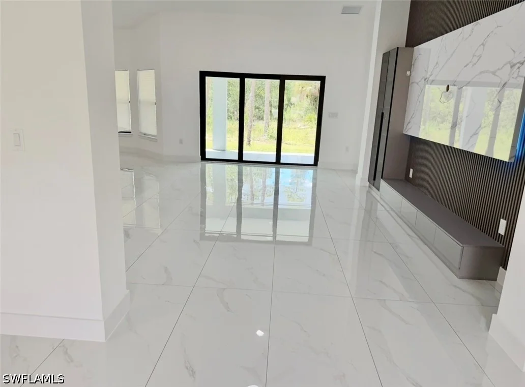 Photo of 1011 Edison Avenue