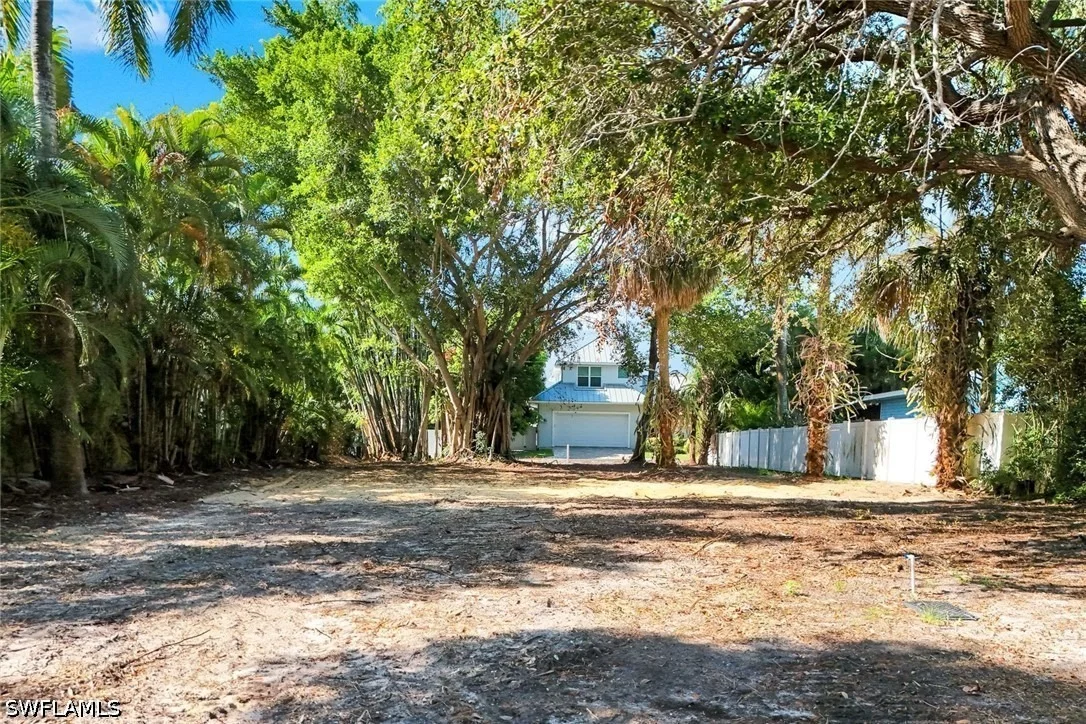 Photo of 760 1st Avenue N