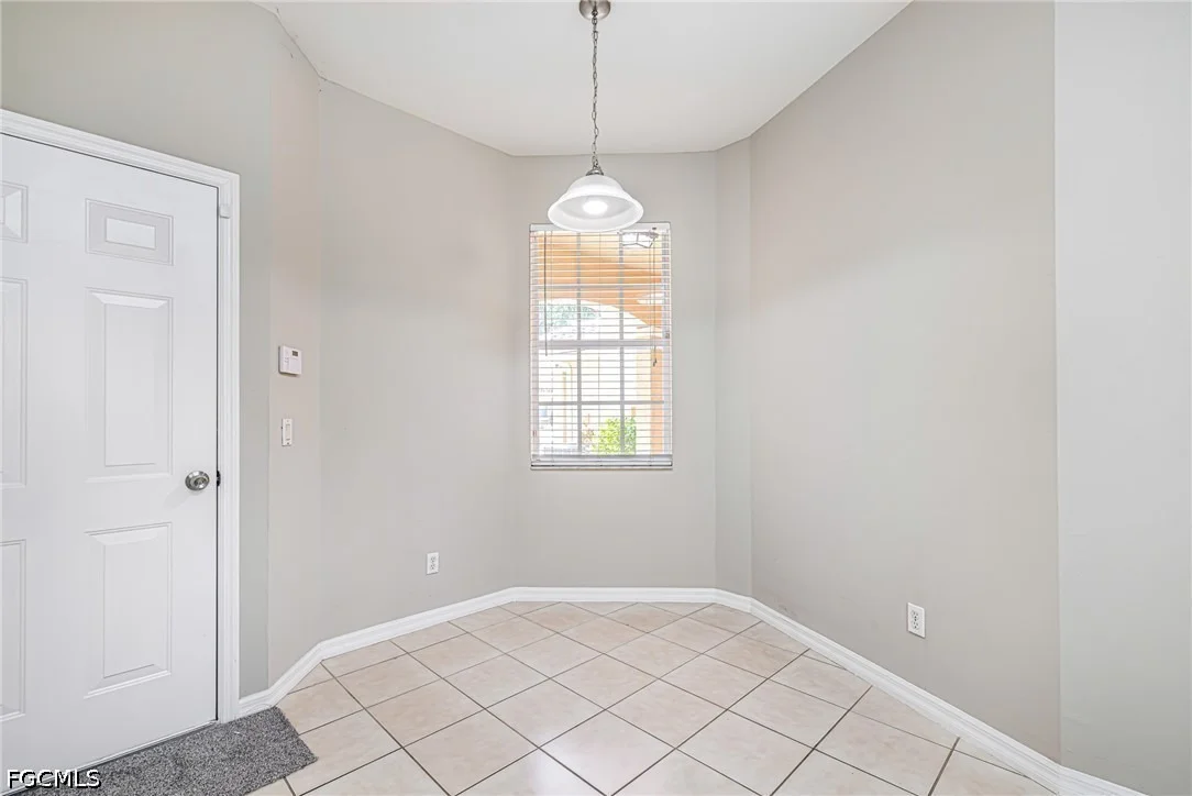 Photo of Unit 5 at 9812 Foxhall Way
