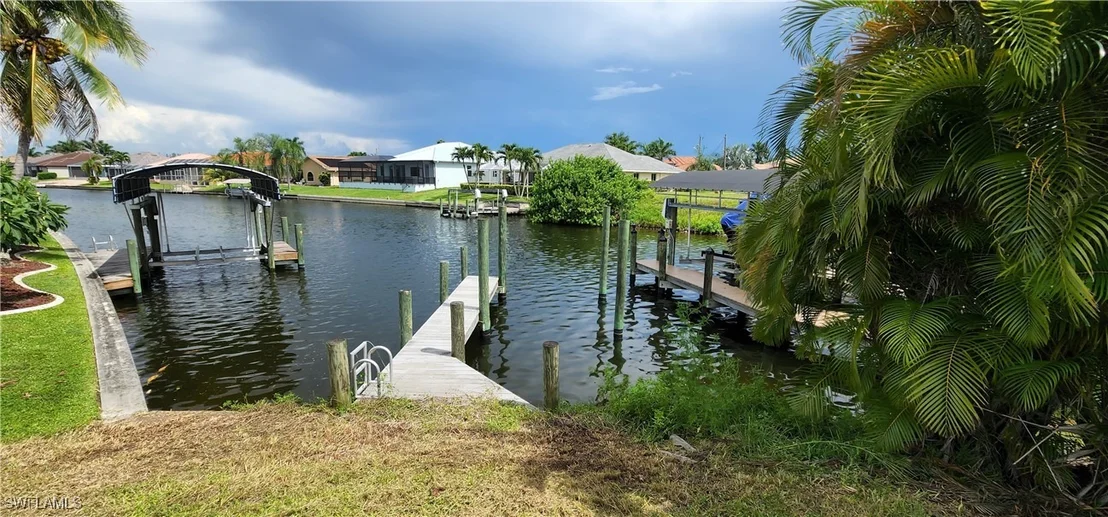 Photo of 3803 Surfside Boulevard