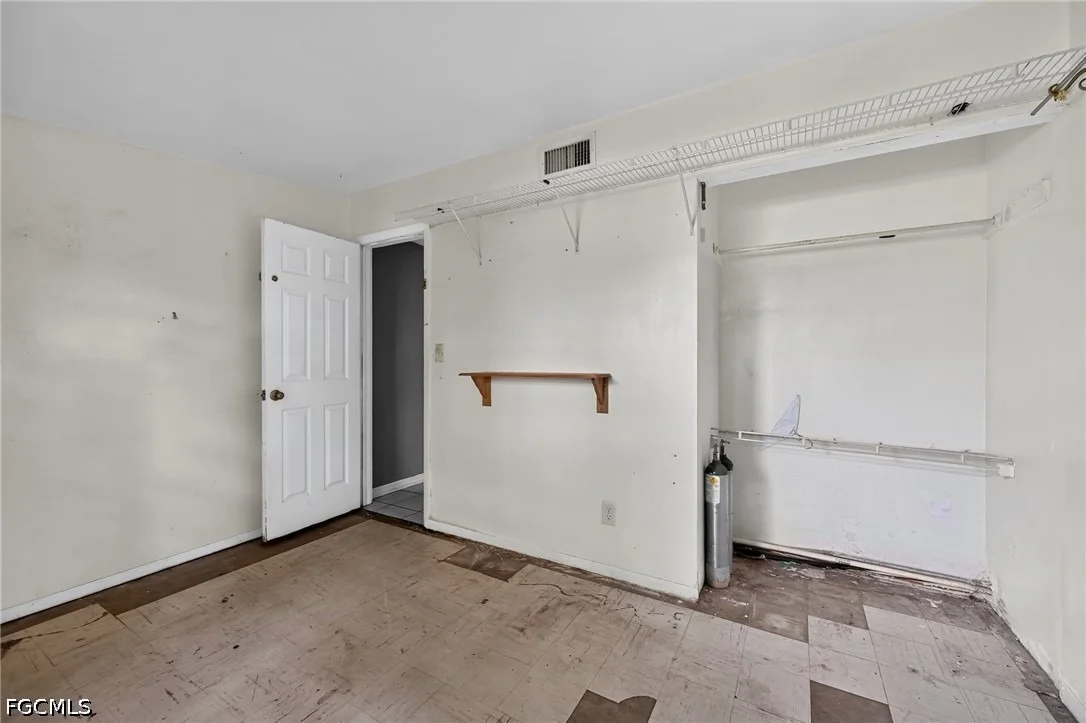 Photo of 1223 Embassy Lane