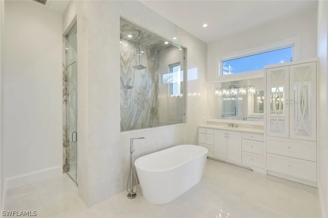 Photo of 730 Harbour Drive