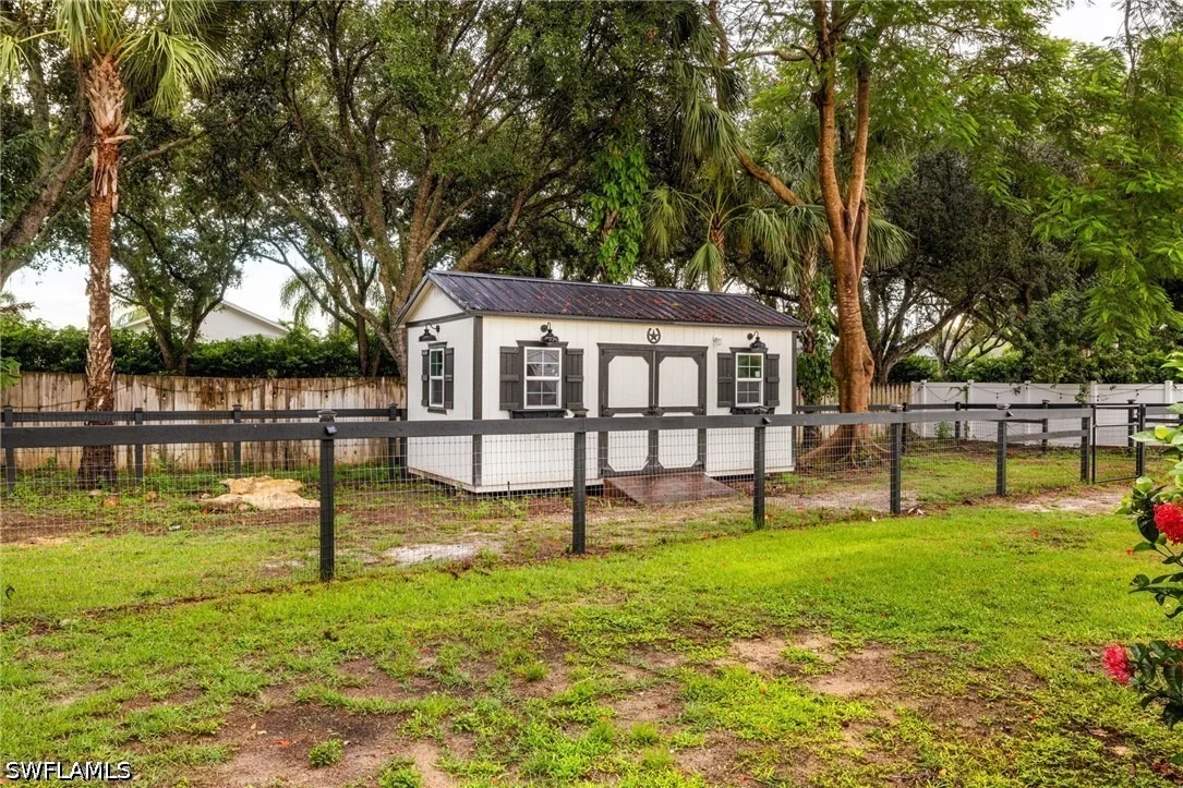 Photo of 20661 Tanglewood Lane