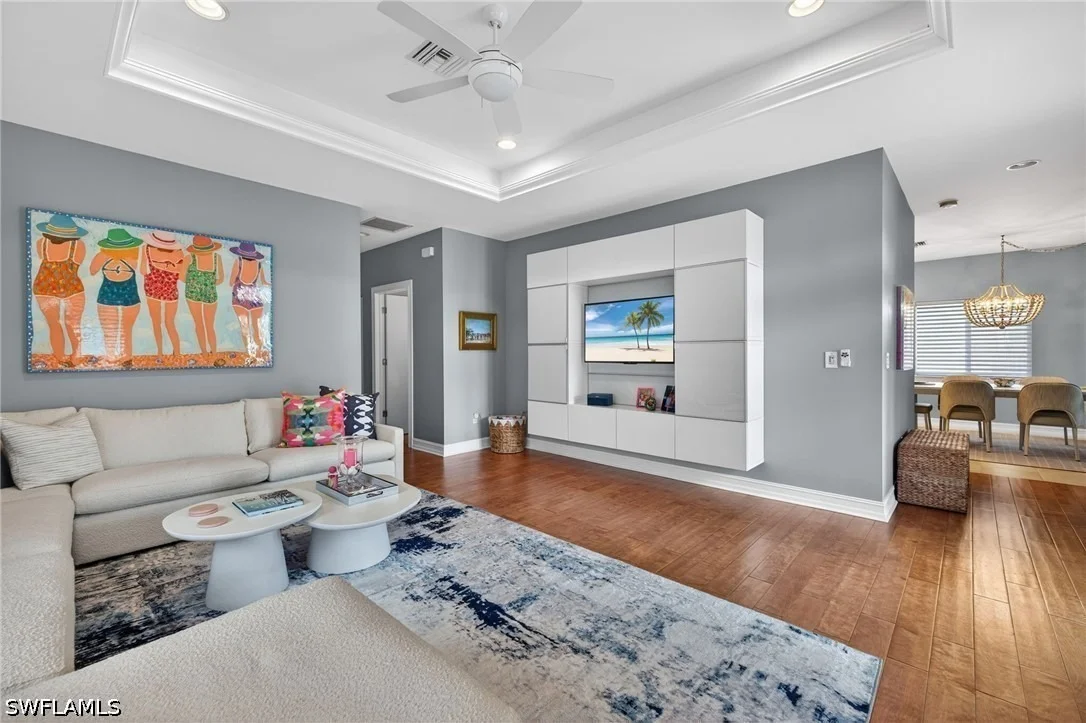 Photo of 740 5th Avenue N