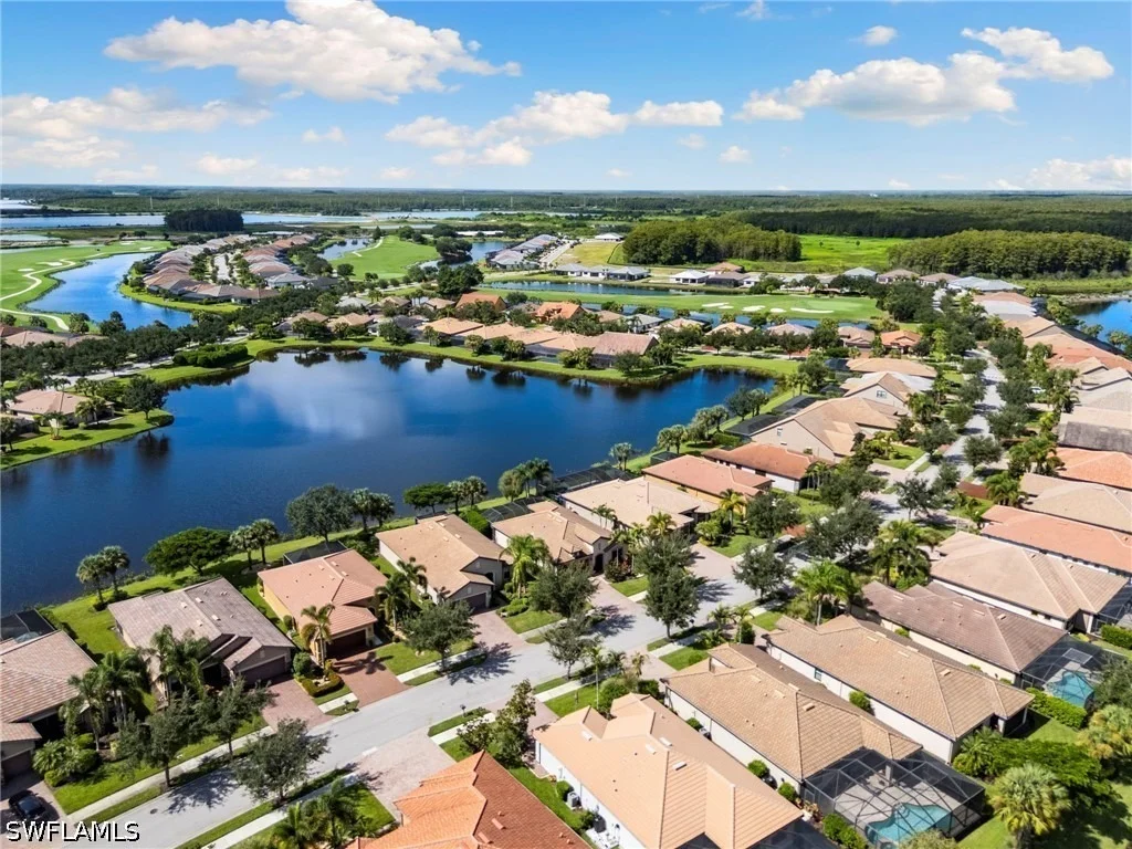 Photo of 6236 Victory Drive