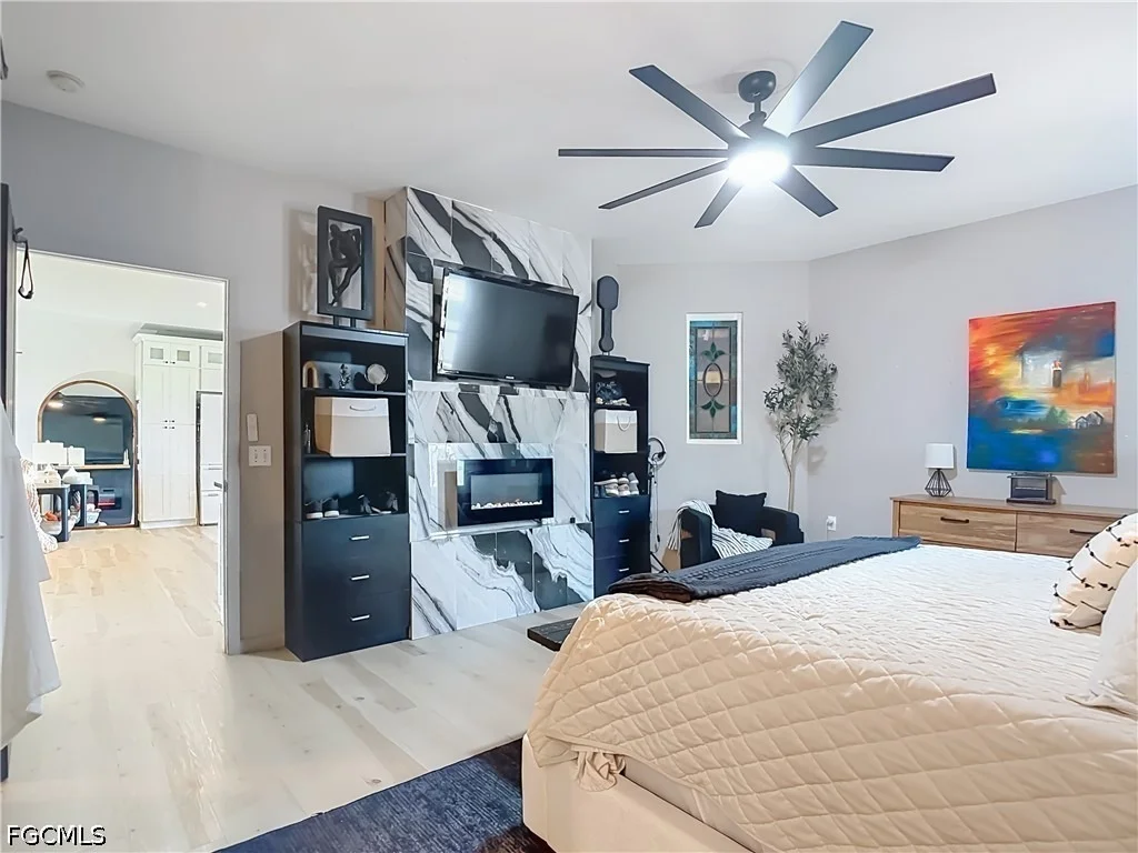 Photo of 2795 River Road