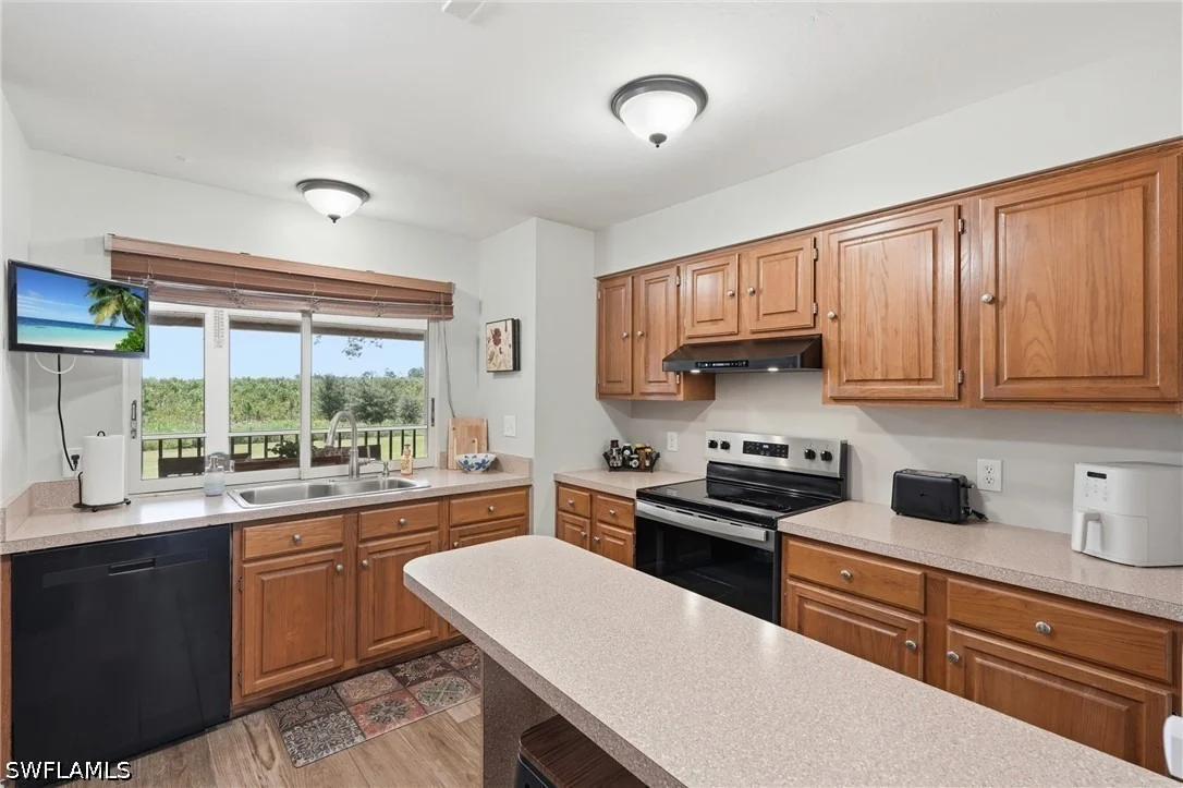 Photo of 17900 Devore Lane