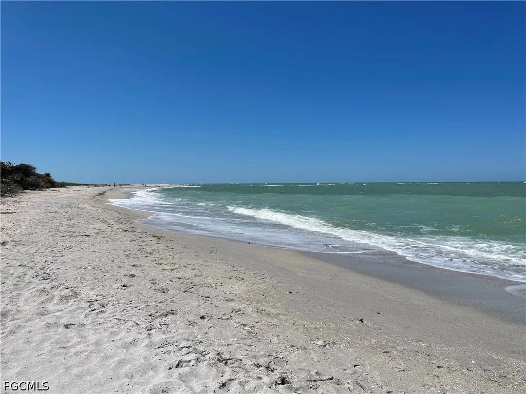 Photo of 516 Longboat Circle