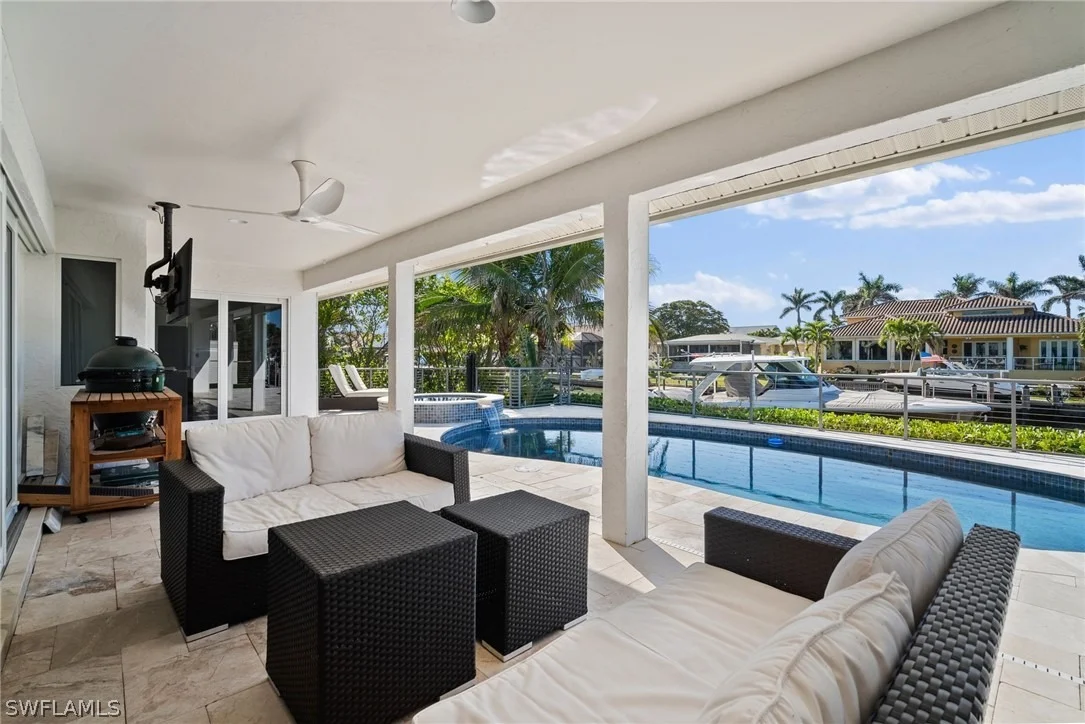 Photo of 266 Egret Avenue