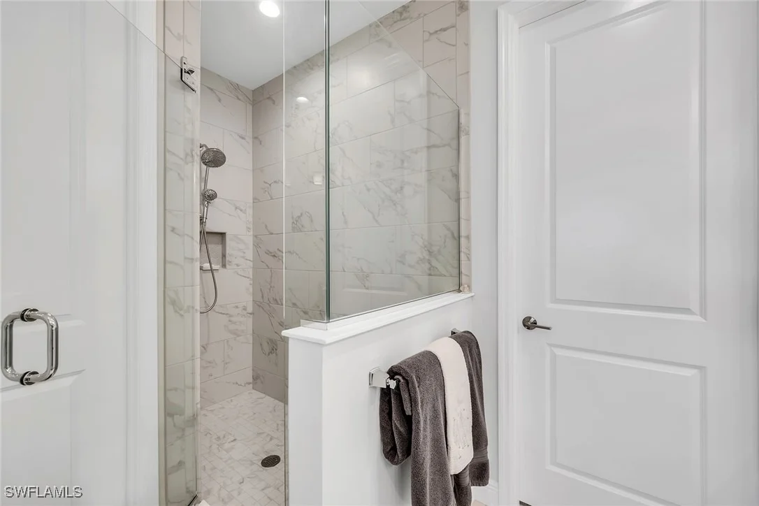 Photo of Unit 1607 at 2609 Seychelles Circle
