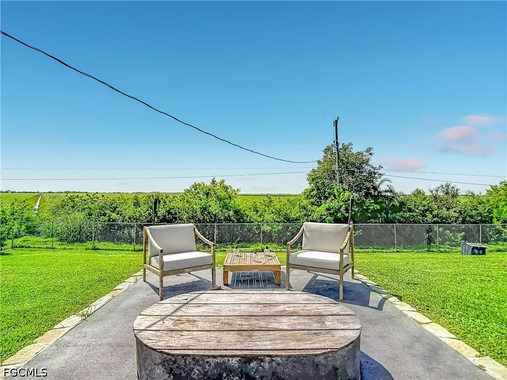 Photo of 2795 River Road