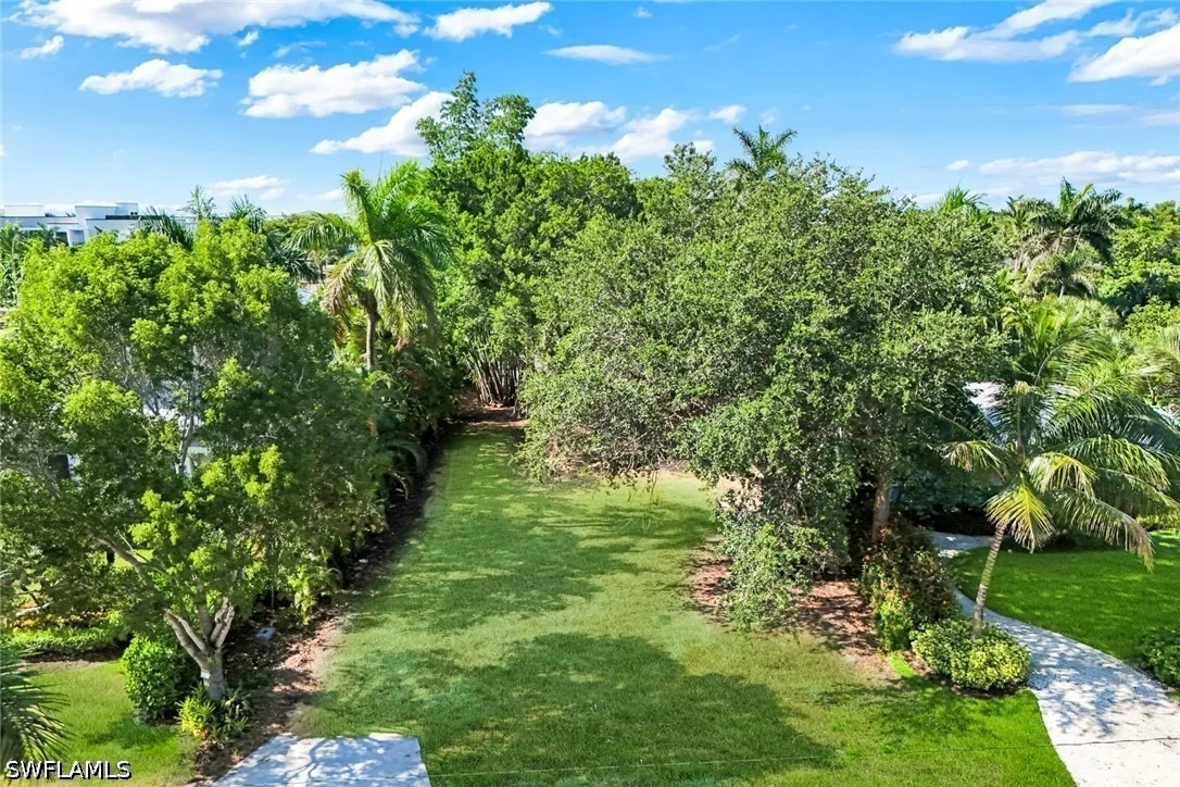 Photo of 760 1st Avenue N